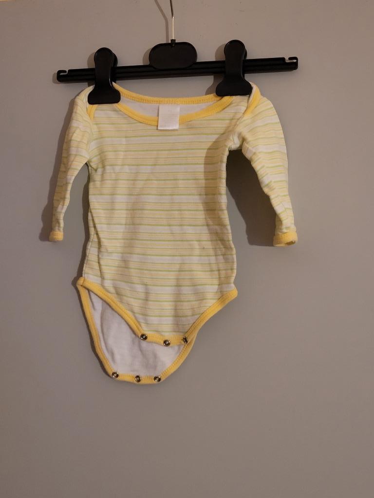 Body pour bébé pour garcon T 9/12, Enfants & Bébés, Enlèvement ou Envoi, Comme neuf, Garçon, Vêtements de nuit ou Sous-vêtements
