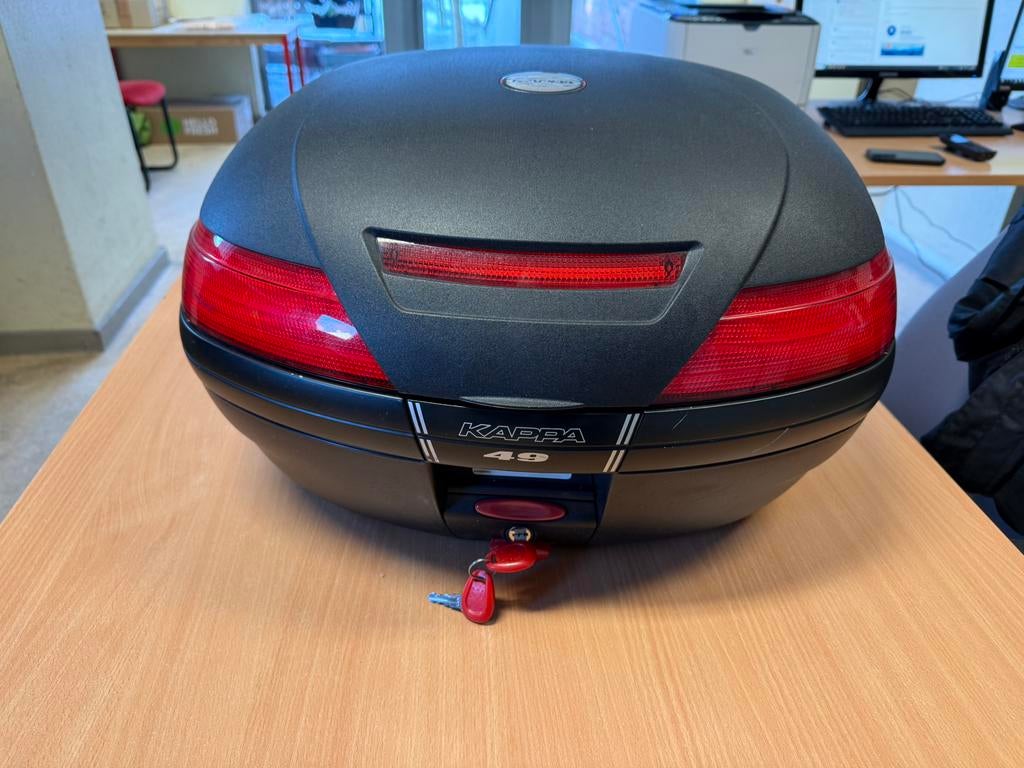 Topkoffer voor de motor voor 2 helmen, Motoren, Ophalen, Gebruikt