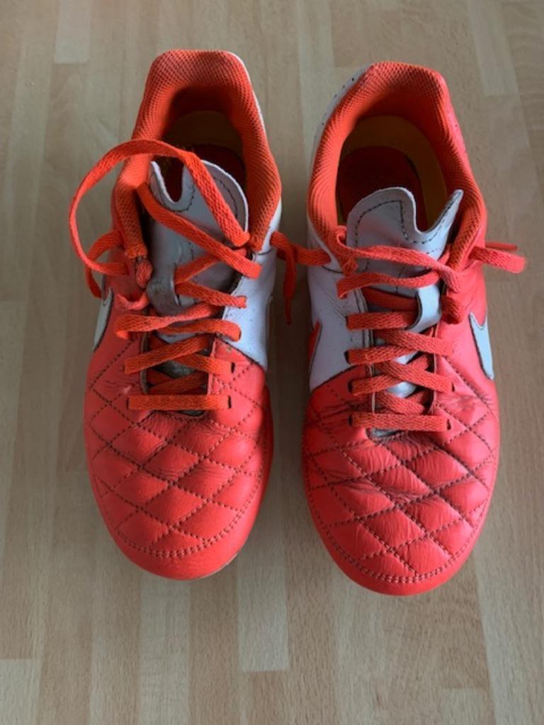 Nike Jr Magista Onda FG maat 36, Ophalen of Verzenden, Gebruikt