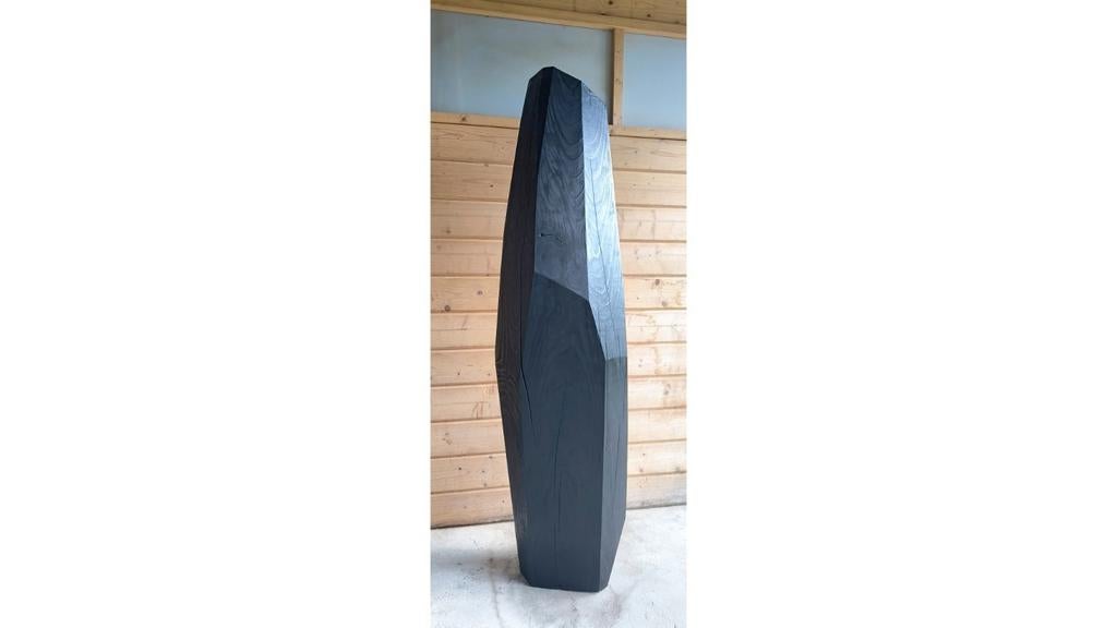 Sculpture en bois brûlé. 152 cm., Antiquités & Art, Enlèvement ou Envoi
