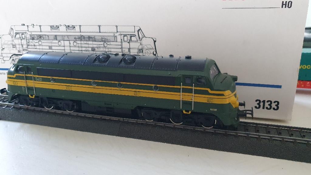 Märklin 3133 H0 analogique à 3 rails, Analogique, Enlèvement ou Envoi, Courant alternatif, Comme neuf