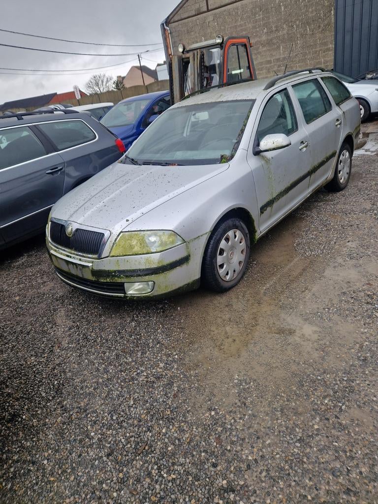 Pieces skoda octavia 1900tdi, Enlèvement, Skoda