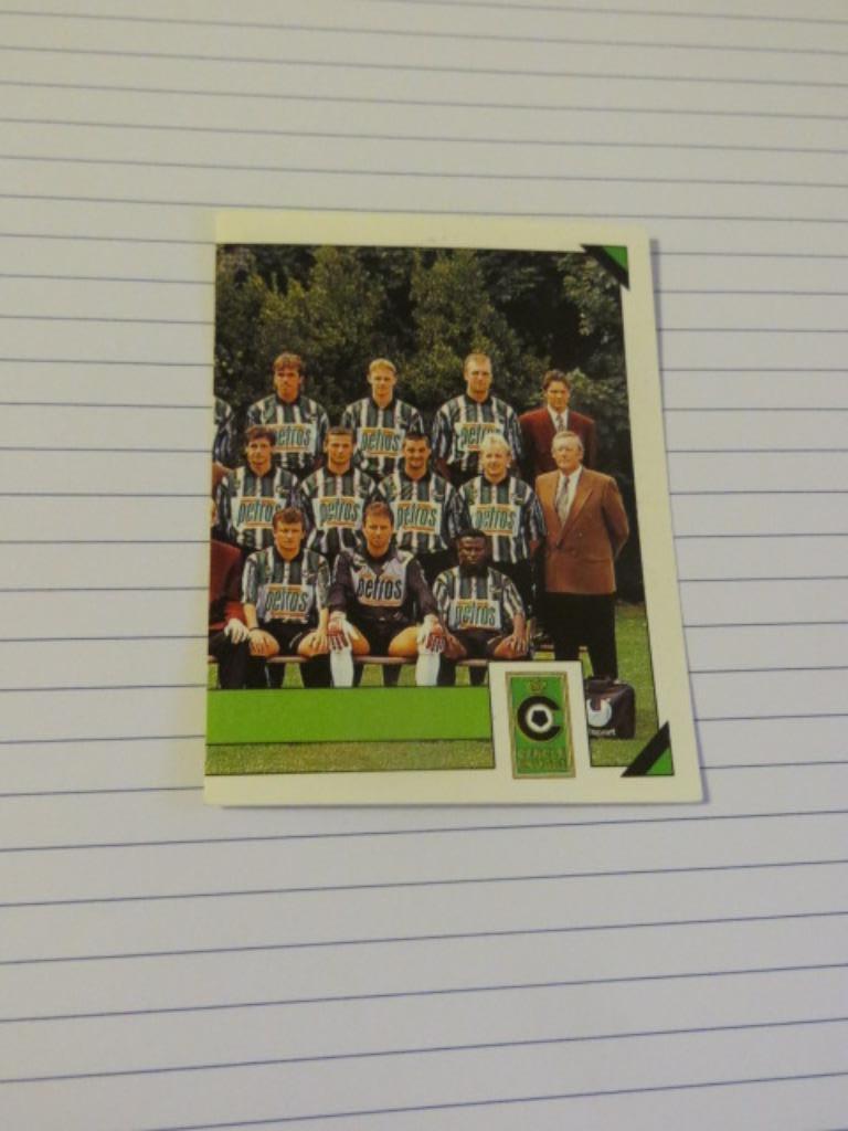 Voetbal: Sticker football 95 : Halve foto Cercle Brugge, Verzamelen, Stickers, Ophalen of Verzenden, Nieuw, Sport