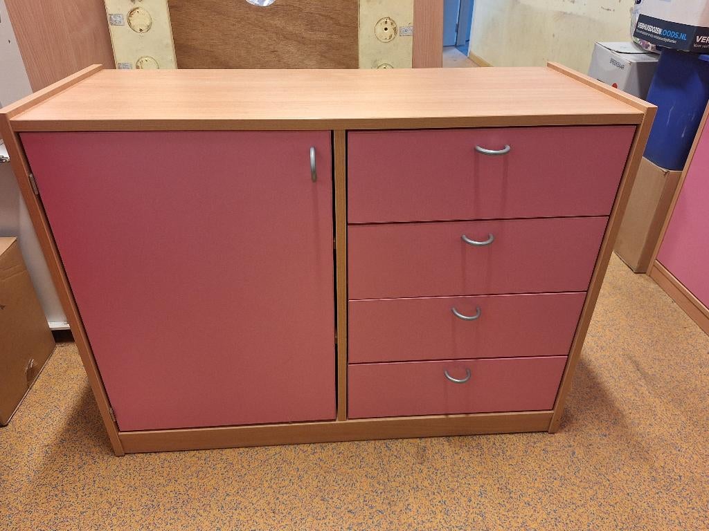 2 roze kasten, Ophalen, Kast, Zo goed als nieuw, 75 tot 100 cm