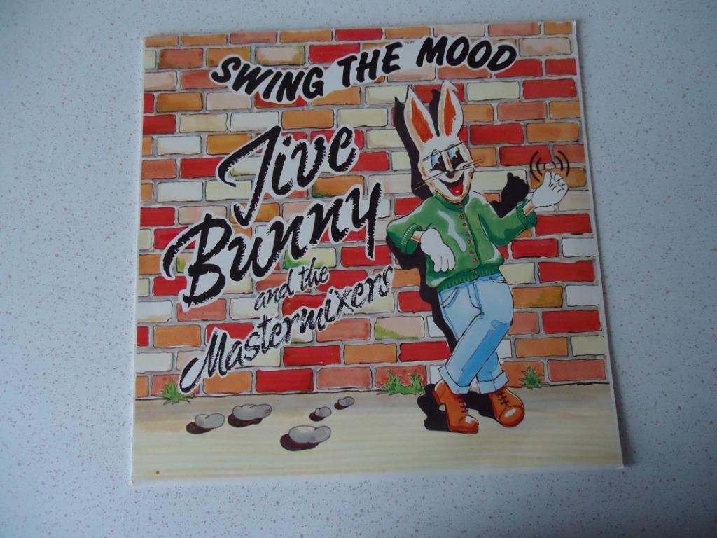 LP van "Jive Bunny and the Mastermixers" Swing The Mood., Ophalen of Verzenden, Zo goed als nieuw, 12 inch