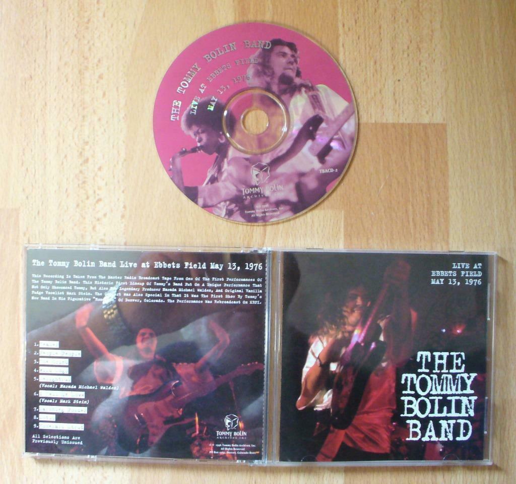 CD TOMMY BOLIN - LIVE AT EBBETS FIELDS 1976 - DEEP PURPLE, Cd's en Dvd's, Cd's | Hardrock en Metal, Zo goed als nieuw, Ophalen of Verzenden