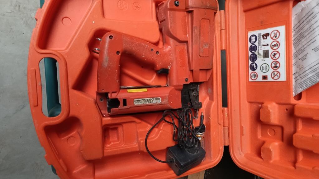 gereedschap bouw, Ophalen, Gebruikt