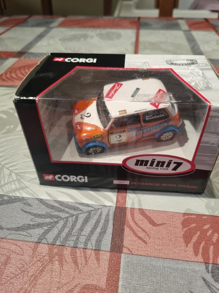 mini cooper corgi, Ophalen of Verzenden, Zo goed als nieuw, Corgi