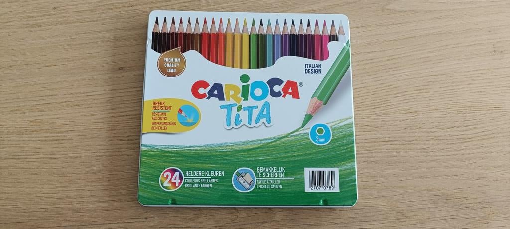 Carioca tita 24 kleurpotloden blikken doosje, Hobby & Loisirs créatifs, Enlèvement ou Envoi, Comme neuf