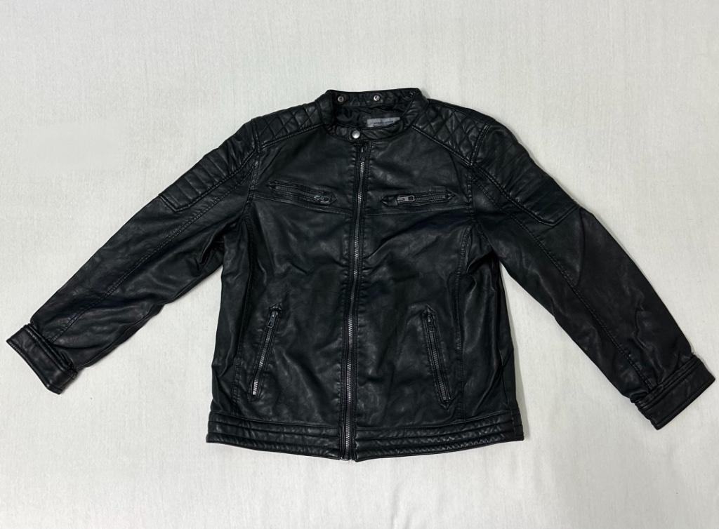Veste Here + There - Noire, Enfants & Bébés, Garçon, C&A, Enlèvement ou Envoi, Pull ou Veste