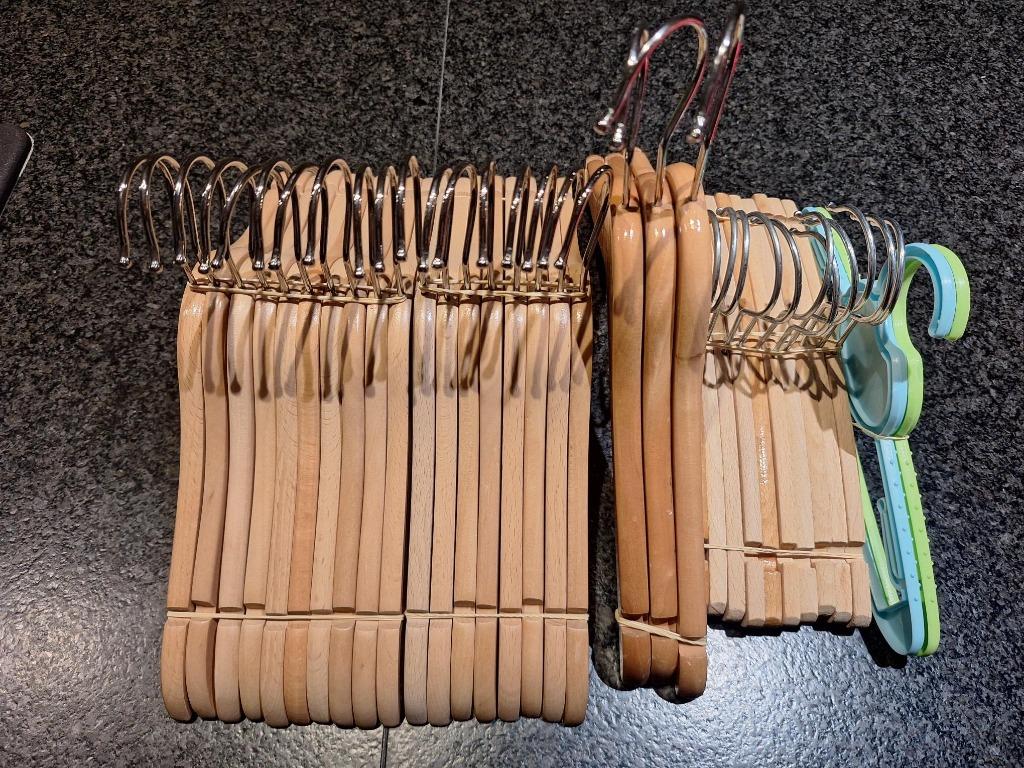 Kledinghangers voor kinderen, Ophalen of Verzenden, Zo goed als nieuw, Hout, Kinderen