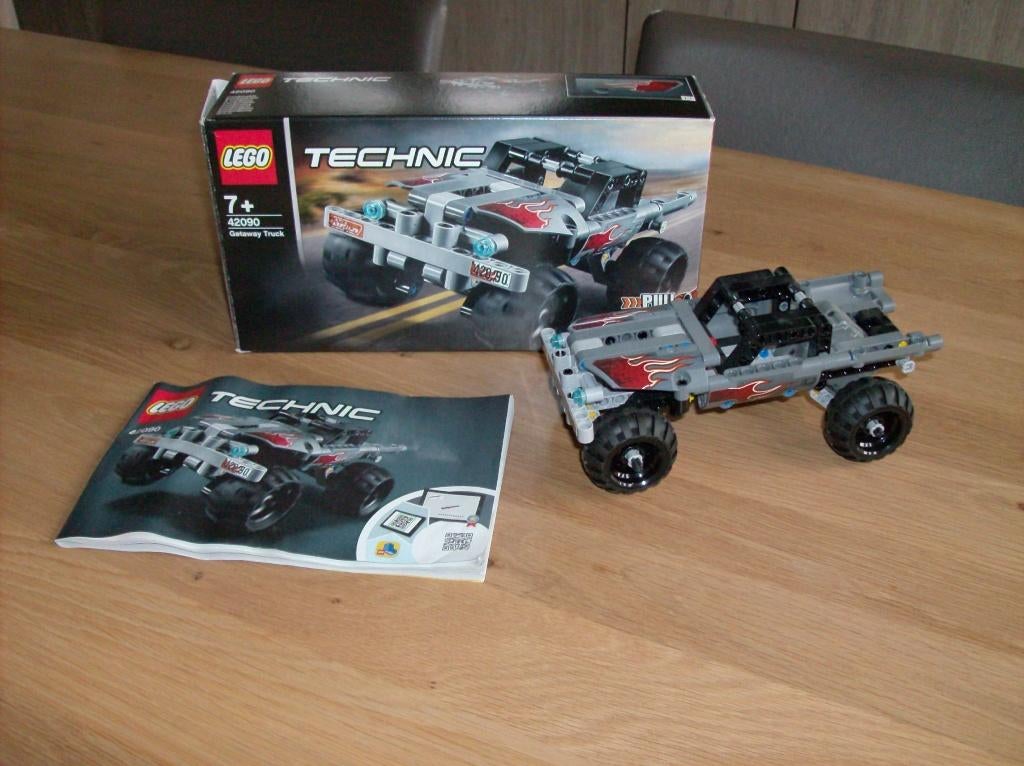 Lego Technic 42090, Ophalen, Zo goed als nieuw, Lego