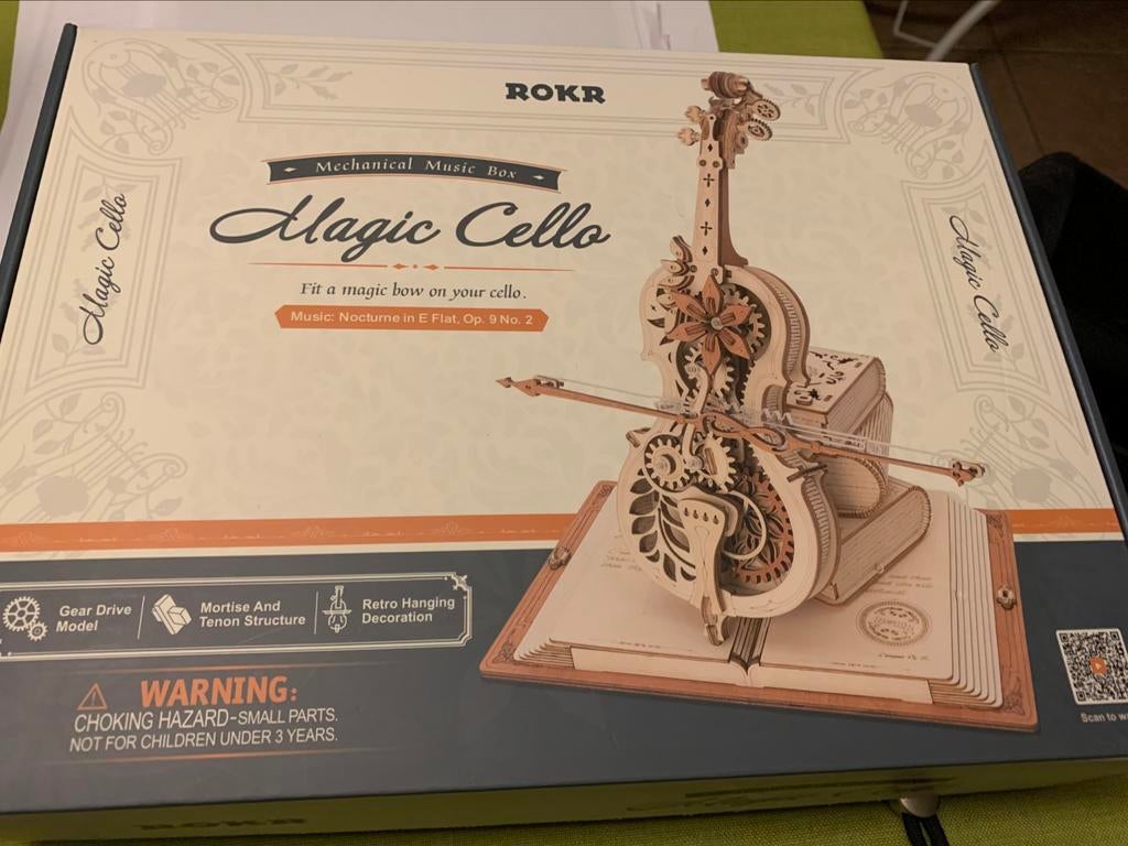 Boîte à musique à monter en forme de violoncelle, Enlèvement, Comme neuf