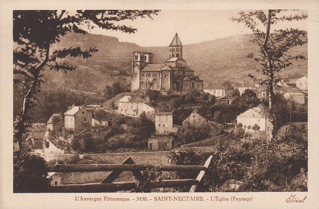 FRANKRIJK - Saint-Nectaire: L'Eglise, Verzenden, Ongelopen, Frankrijk