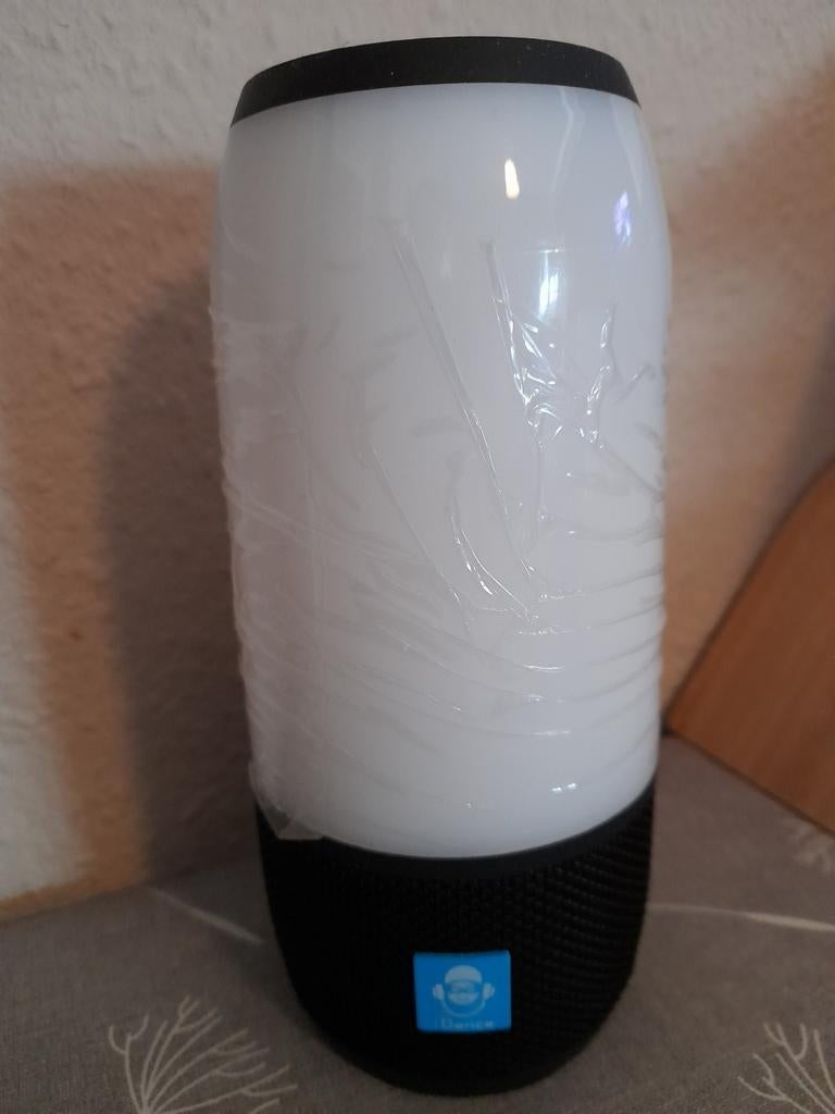 Box iDance met bluethooth en veranderd licht, Ophalen, Zo goed als nieuw
