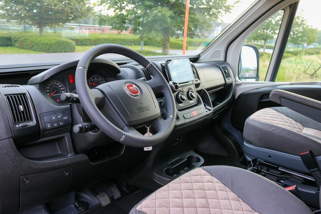 Campervan Robeta Demowagen 6.0meter langsslaper, Autres marques, Entreprise, 5 à 6 mètres, Diesel