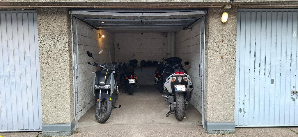 Garagebox in Vorst-Sint-Gillis (Albertplein-Hoogte100), Brussel