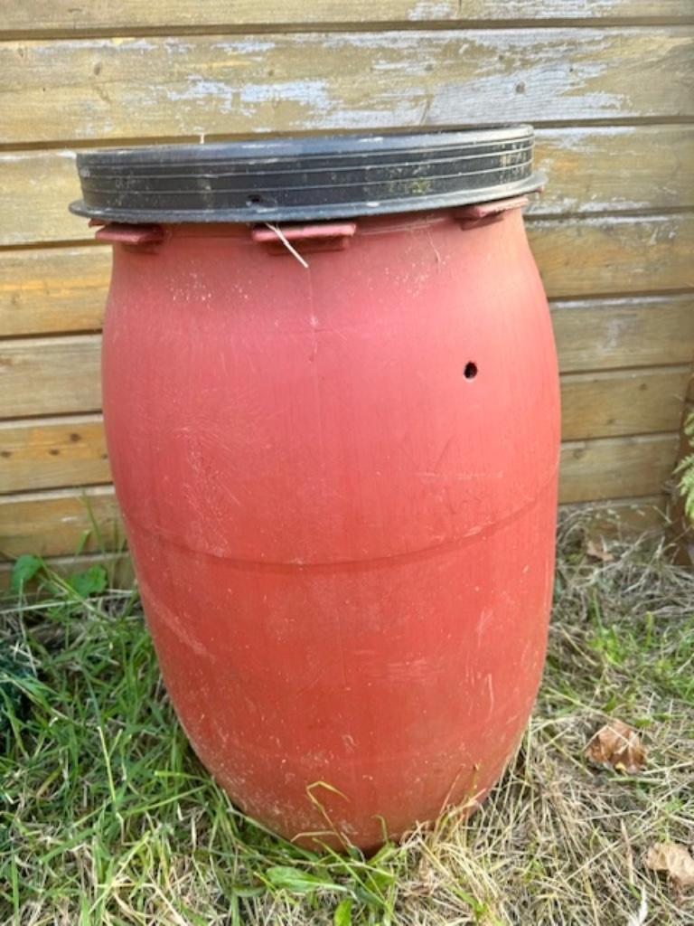 3x regenwatertonnen met kraantje, Ophalen, Kunststof, Gebruikt, Met kraantje