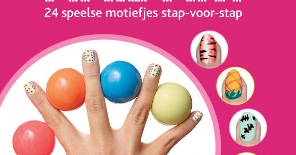 Magic nail art 24 speelse motiefjes stap-voor-stap  128 blz, Enlèvement ou Envoi, Comme neuf