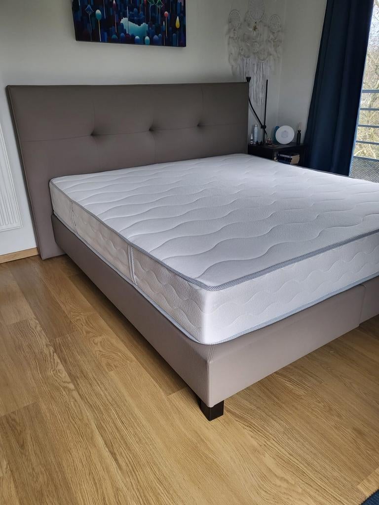 Lit et Matelas 180x200, Ophalen of Verzenden