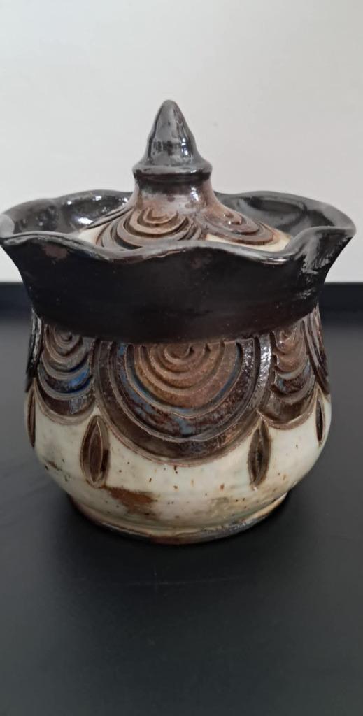 Ancien pot à tabac en grès d'Armond, Enlèvement