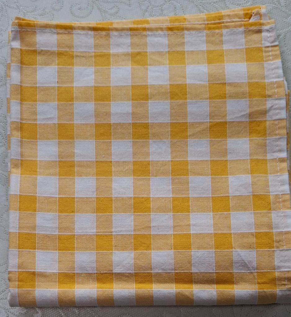 Geel tafellaken voor salon of bijzettafel 80 x 80, Ophalen of Verzenden, Nieuw, Vierkant, Binnen