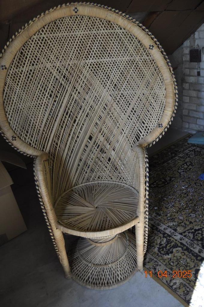 Fauteuil  " Emmanuelle ", Enlèvement
