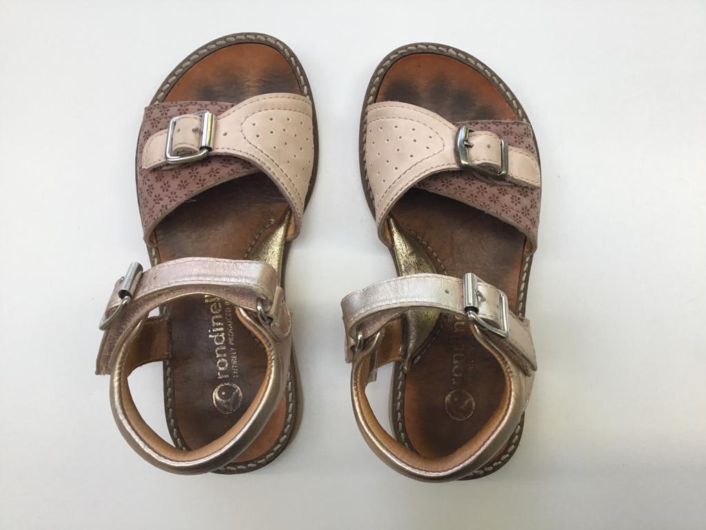 Sandales enfant RONDINELLA, Enfants & Bébés, Vêtements enfant | Chaussures & Chaussettes, Enlèvement ou Envoi, Rondinella, Utilisé