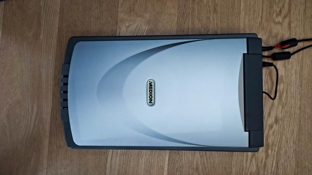 Flatbedscanner, Computers en Software, Medion, Ophalen of Verzenden, Zo goed als nieuw, Windows