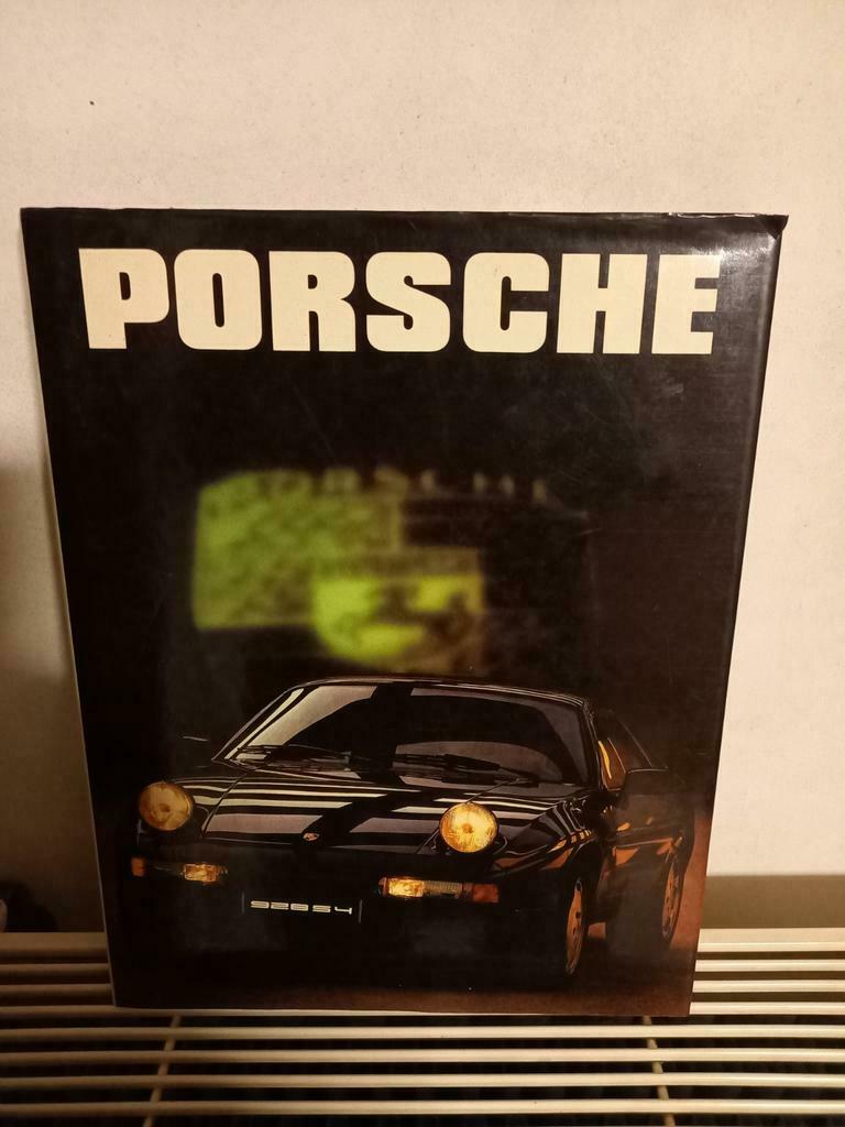 Porsche boek 911 914 carrera 924 944 coupe Clausager, Boeken, Ophalen of Verzenden, Zo goed als nieuw, Porsche
