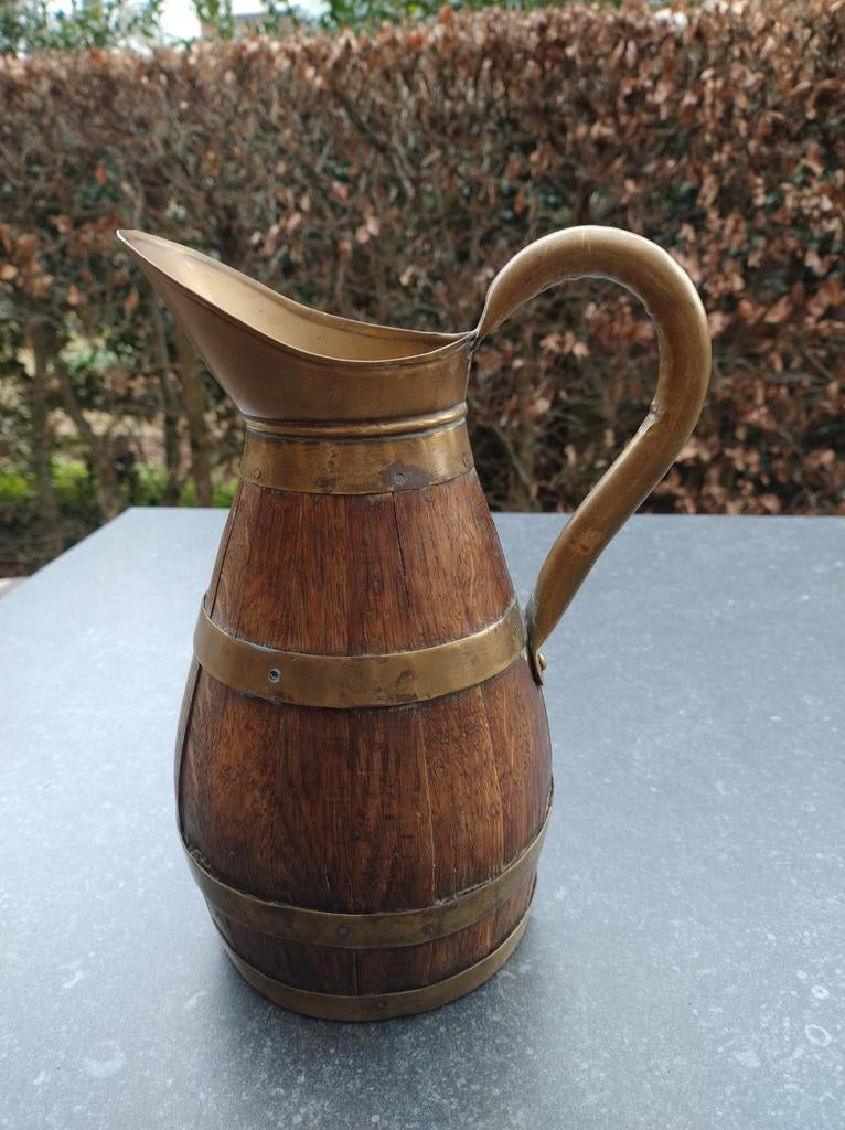 Antieke wijnkruik, koper en hout, Antiek en Kunst, Ophalen of Verzenden, Koper