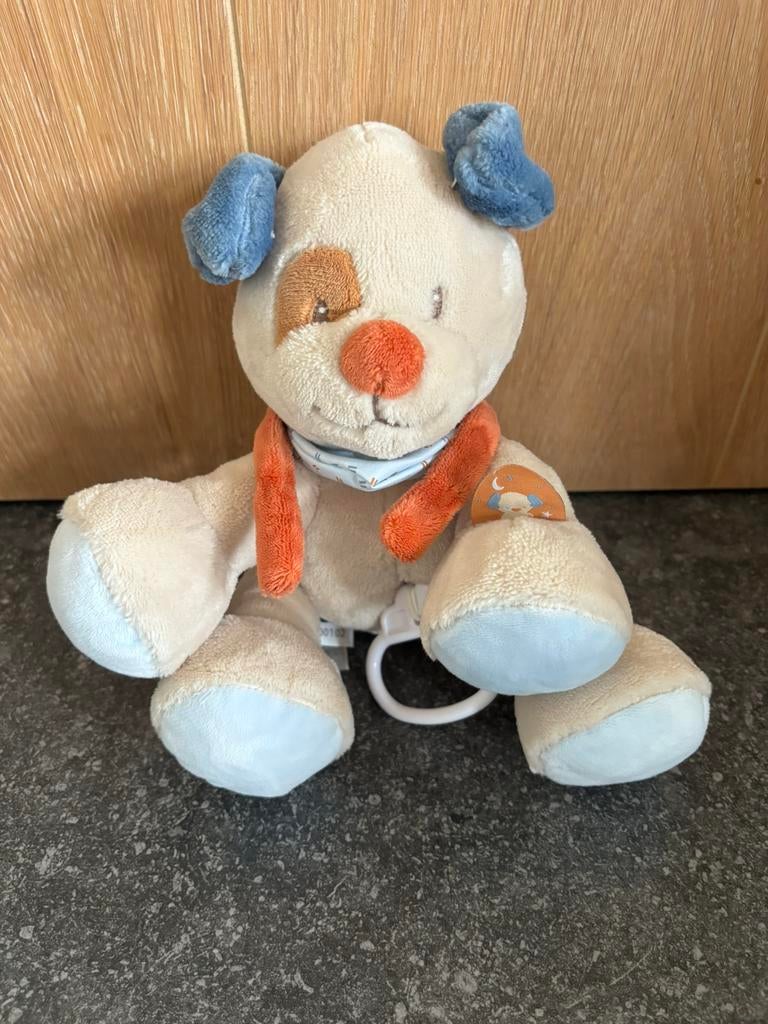 Nattou hond jim knuffel met muziek, Ophalen, Zo goed als nieuw, Hond