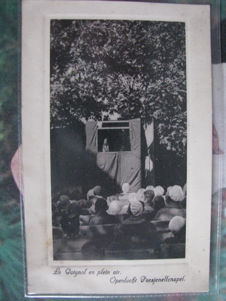 Vintage map, théâtre de poupées, jeux de chatte en plein air, Collections, Enlèvement ou Envoi, Gravure, Comme neuf, Autres sujets/thèmes