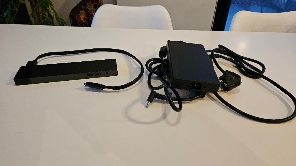 HP Elite Thunderbolt 3 Dock – Dockingstation, Informatique & Logiciels, Stations d'accueil, Neuf, Station d'accueil, Portable