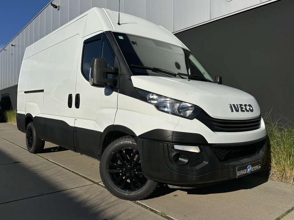 Iveco Daily EURO 6 (260) Volledige OHBoek €15700,- netto, Auto's, Bestelwagens en Lichte vracht, Euro 6, 2287 cc, Iveco, 0 kg