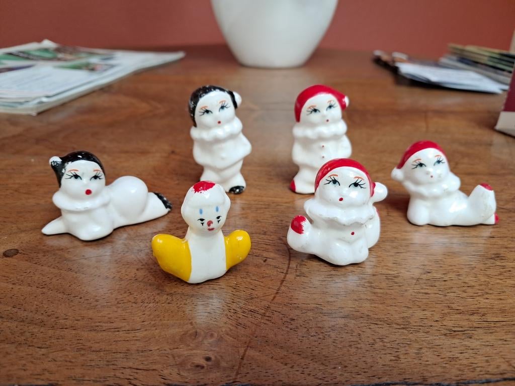 Lot de 5 figurines pierrots et un clown, Collections, Enlèvement ou Envoi, Utilisé, Humain