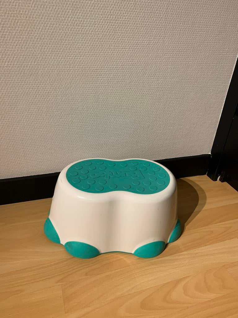 Bumbo - Stepstool Opstapje - Wit/Aqua, Kinderen en Baby's, Ophalen of Verzenden, Gebruikt
