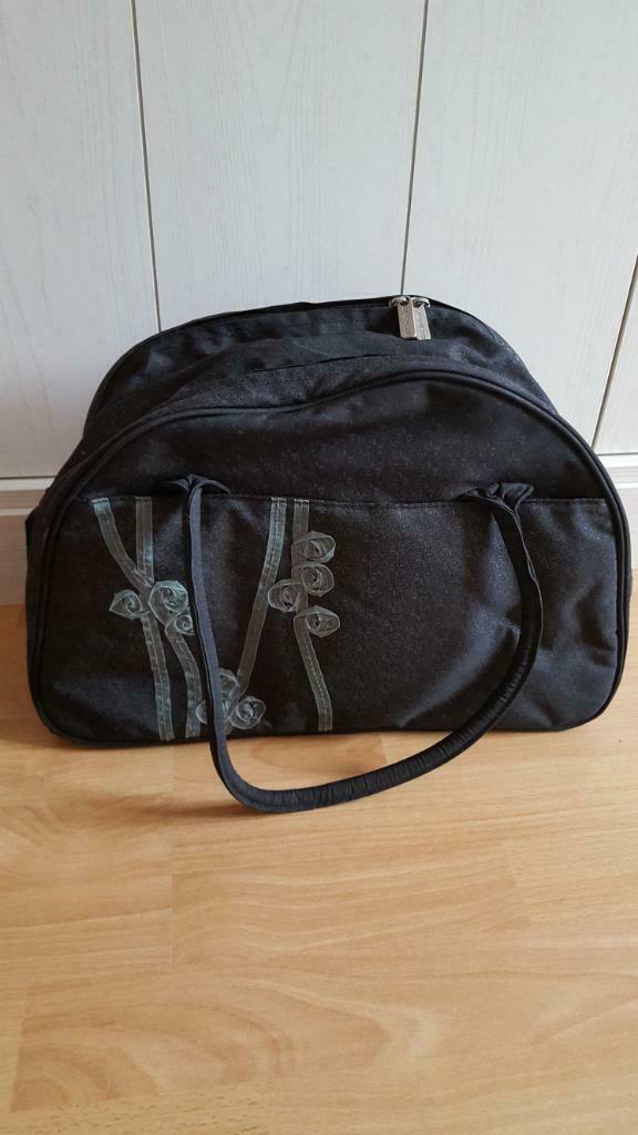 Nieuwstaat verzorgingstas, Kinderen en Baby's, Ophalen of Verzenden, Zo goed als nieuw, Overige typen