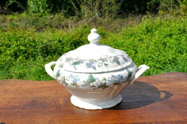 soupière decor lierre