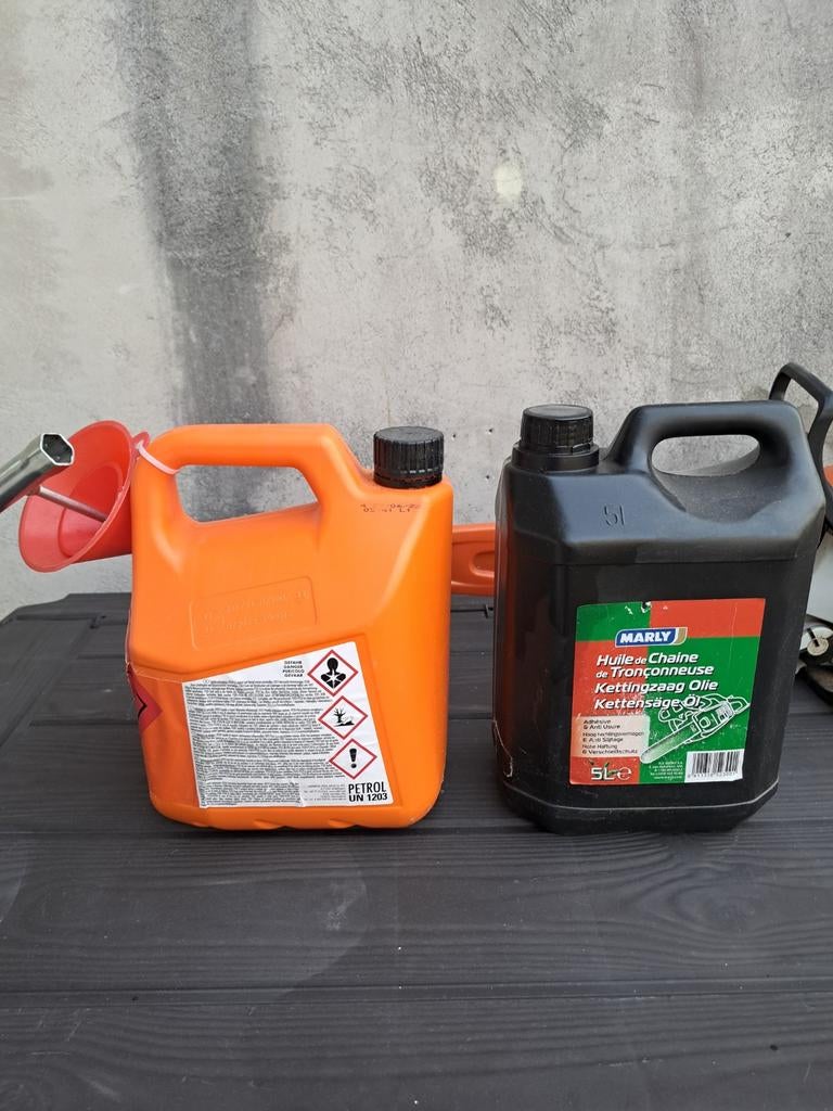 Style de tronçonneuse, Enlèvement, Utilisé, Tronçonneuse, Stihl