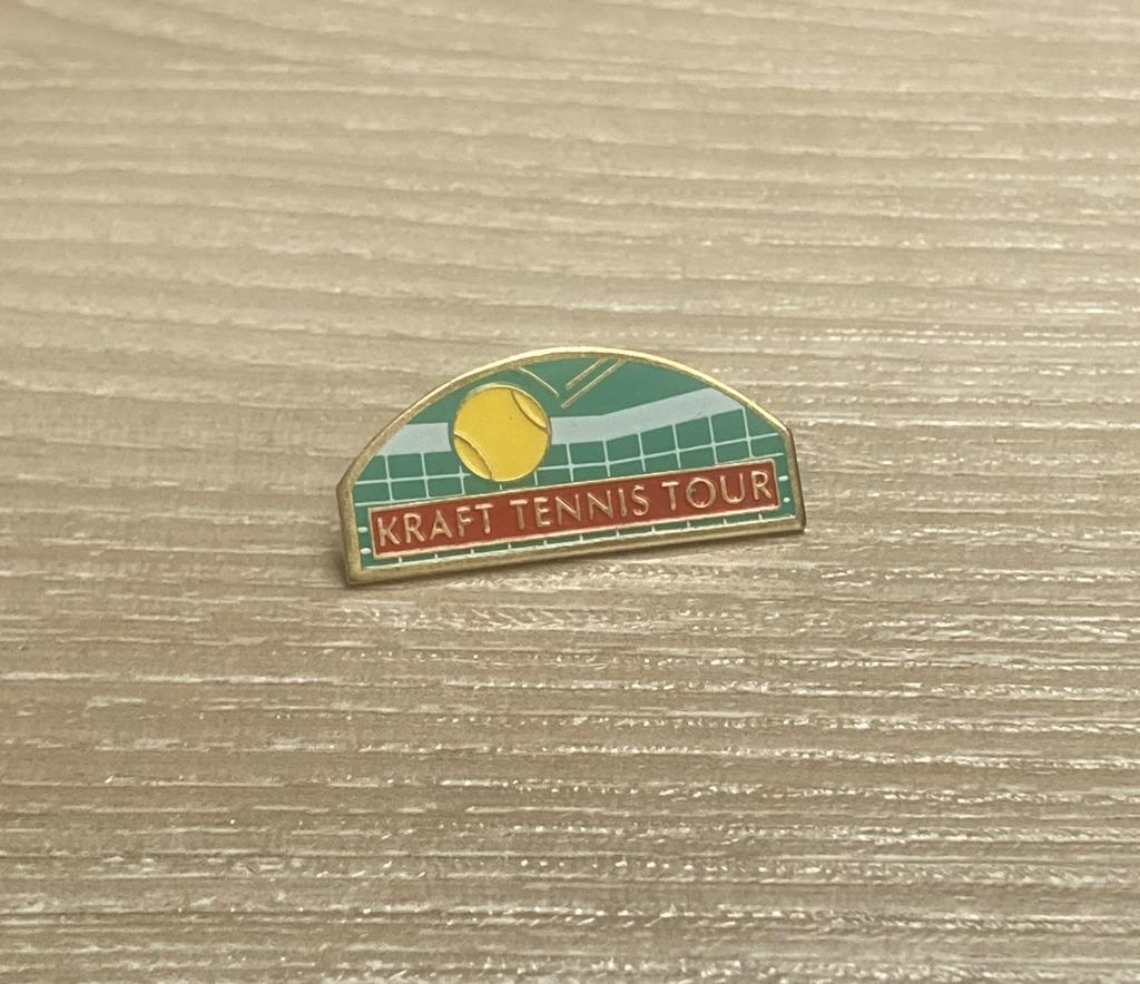 PIN - KRAFT TENNIS TOUR, Collections, Envoi, Utilisé, Sport, Insigne ou Pin's