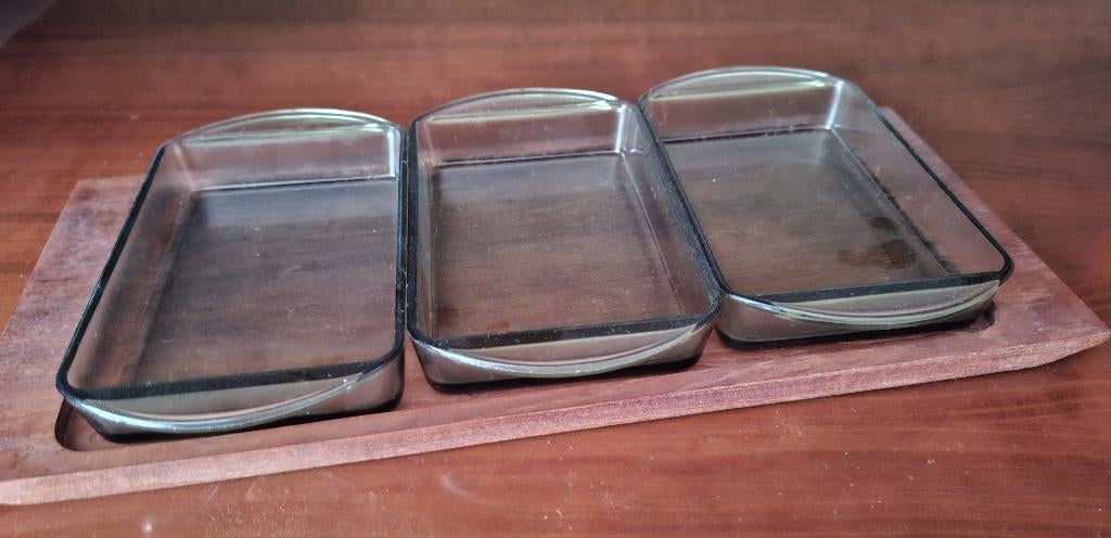 Scand set  3 fumeglazen bakjes op  teakhouten dienblad, Ophalen of Verzenden, Zo goed als nieuw, Rechthoekig, Hout
