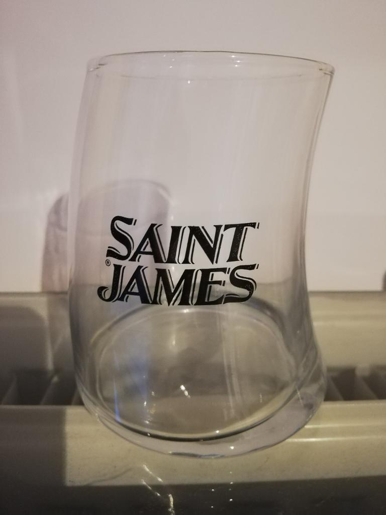 Glas Saint James, Ophalen, Zo goed als nieuw