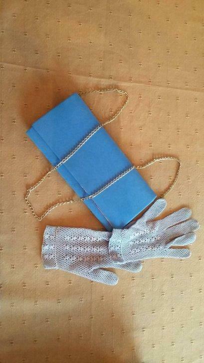 ceremonie-accessoires  (handtasje + handschoenen), Gedragen, Blauw