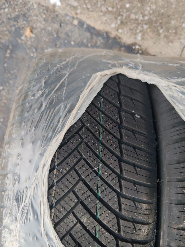 225/55R16 99W , All season, Ophalen, 16 inch, Nieuw, All Season