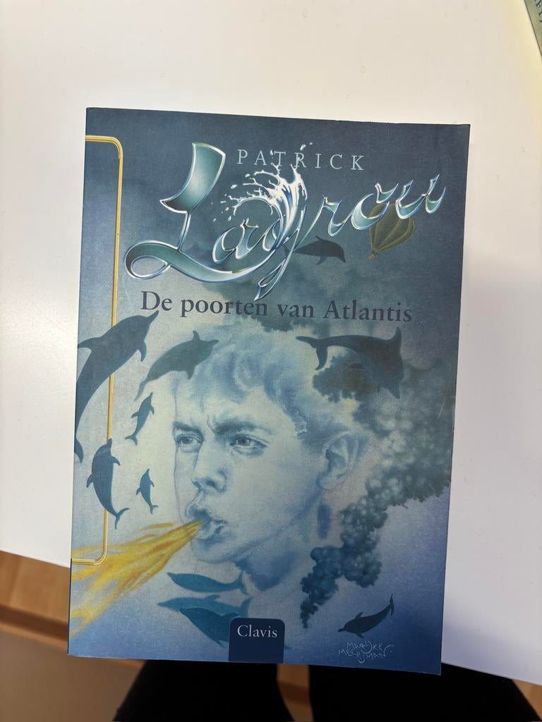 De Poorten van Atlantis, Ophalen of Verzenden, Zo goed als nieuw