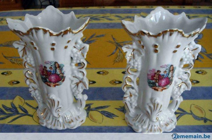 2 Vases de mariée en porcelaine blanche, XIXème, Japon, Enlèvement ou Envoi, Utilisé, Autres couleurs