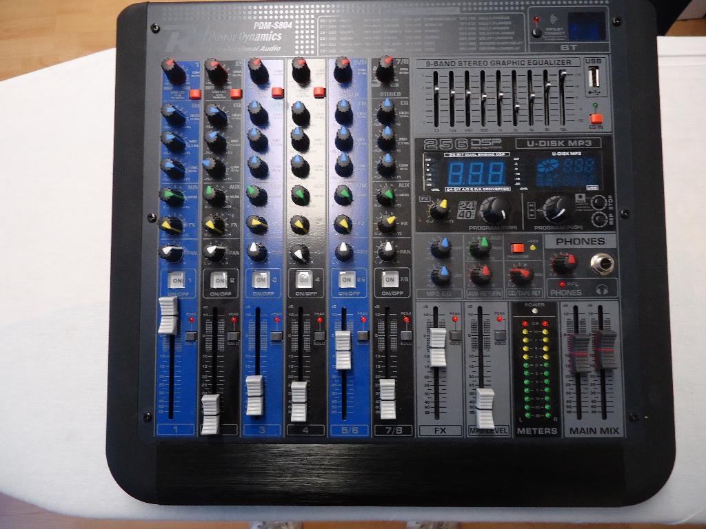 console de mixage power dynamics, Musique & Instruments, Enlèvement ou Envoi, Comme neuf, 5 à 10 canaux, Entrée micro