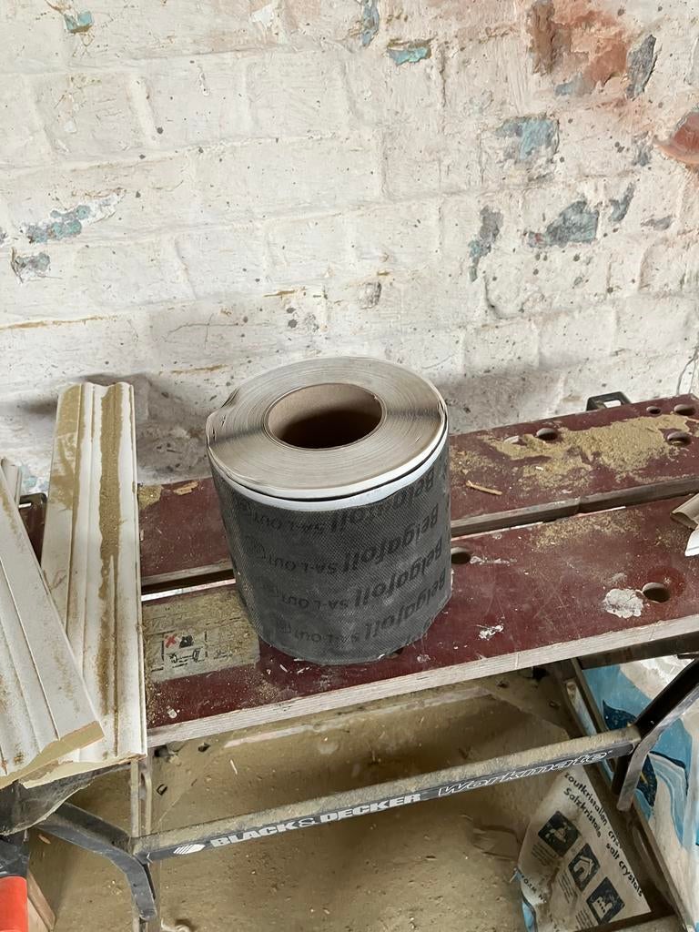 Thermische afdichtingtape voor raamkozijnen langs buiten, Ophalen, Zo goed als nieuw