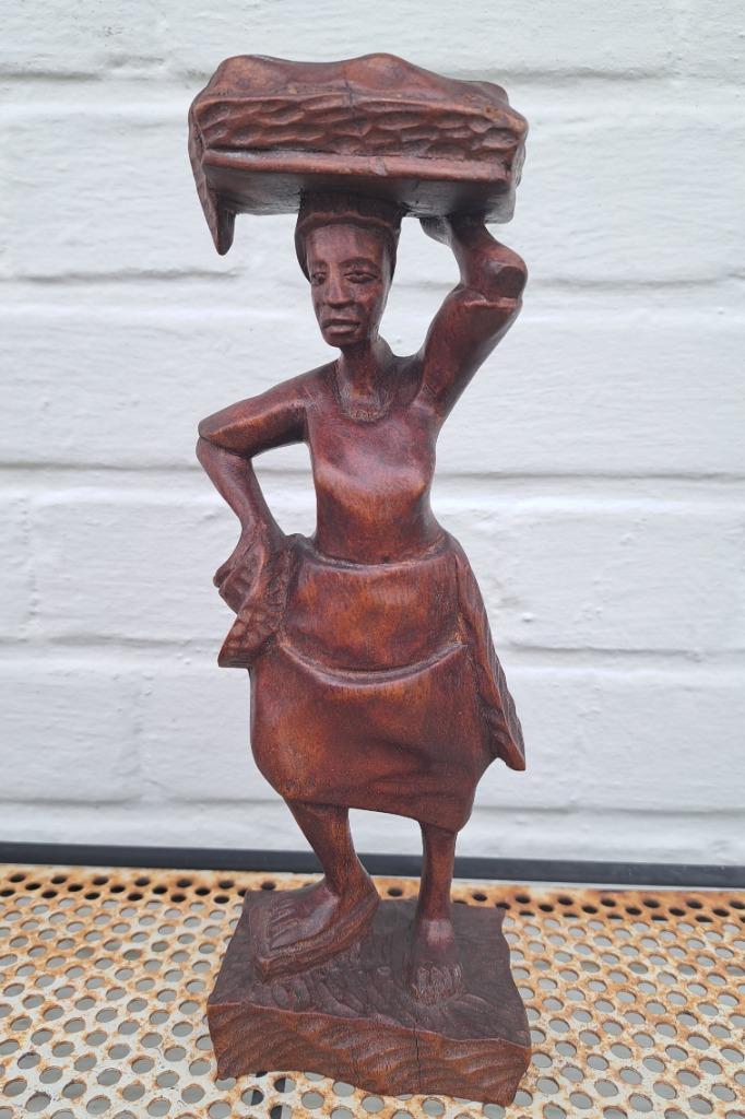 figurine en bois africaine, Enlèvement ou Envoi